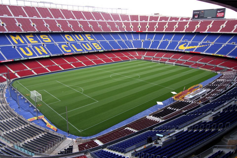 Стадион Camp nou